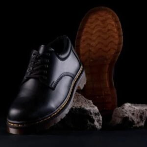 Zapato Negro 5 Ojales Mate Eco Cuero Vegano